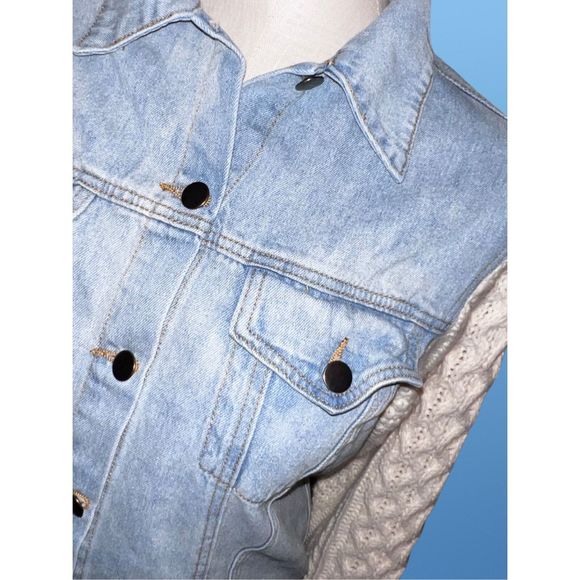 POL Denim Jean Jacket  W/ Cable Knit Sleeves Size Large - Picture 2 of 6